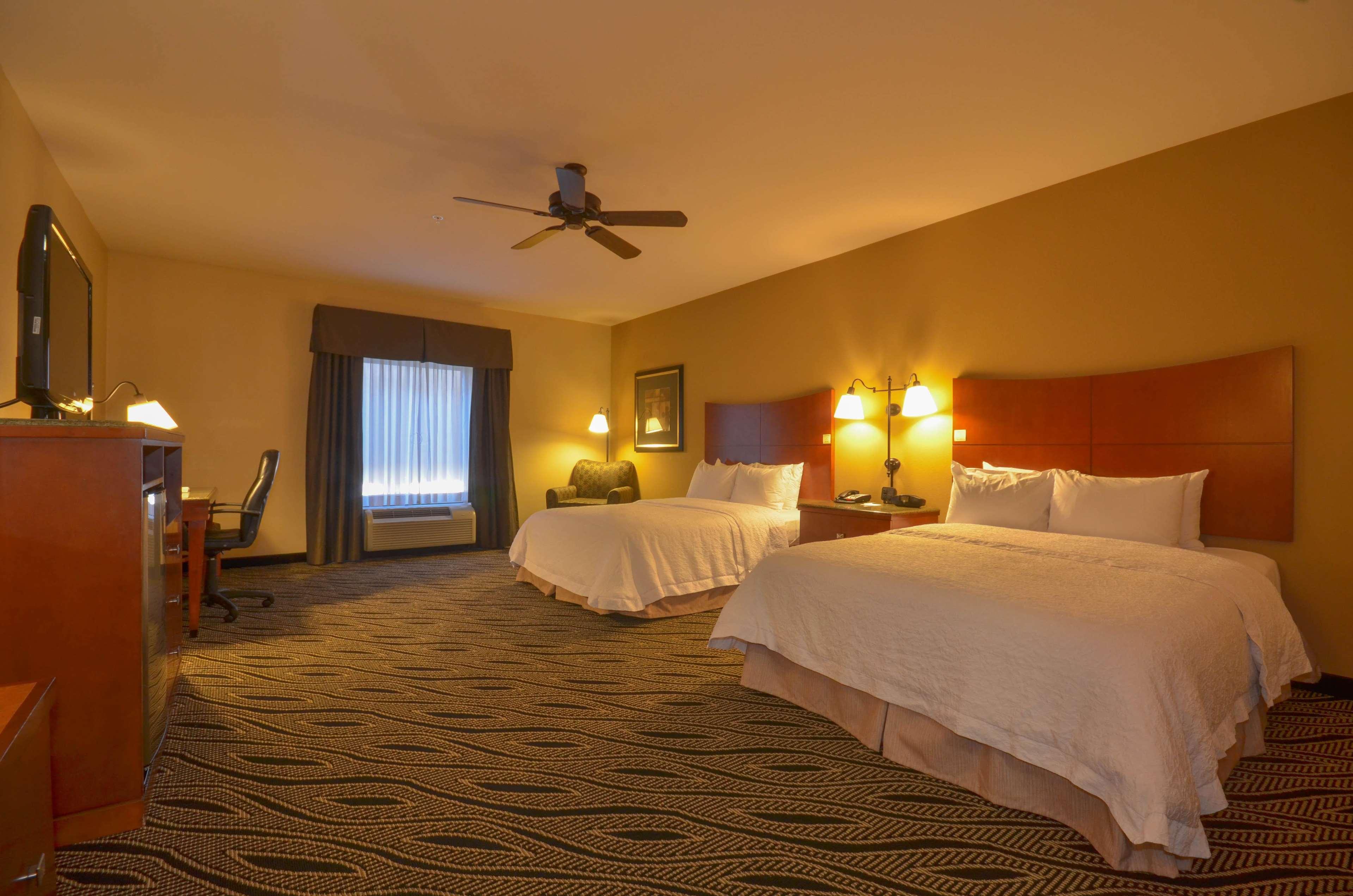 Hampton Inn Bryant Exteriör bild