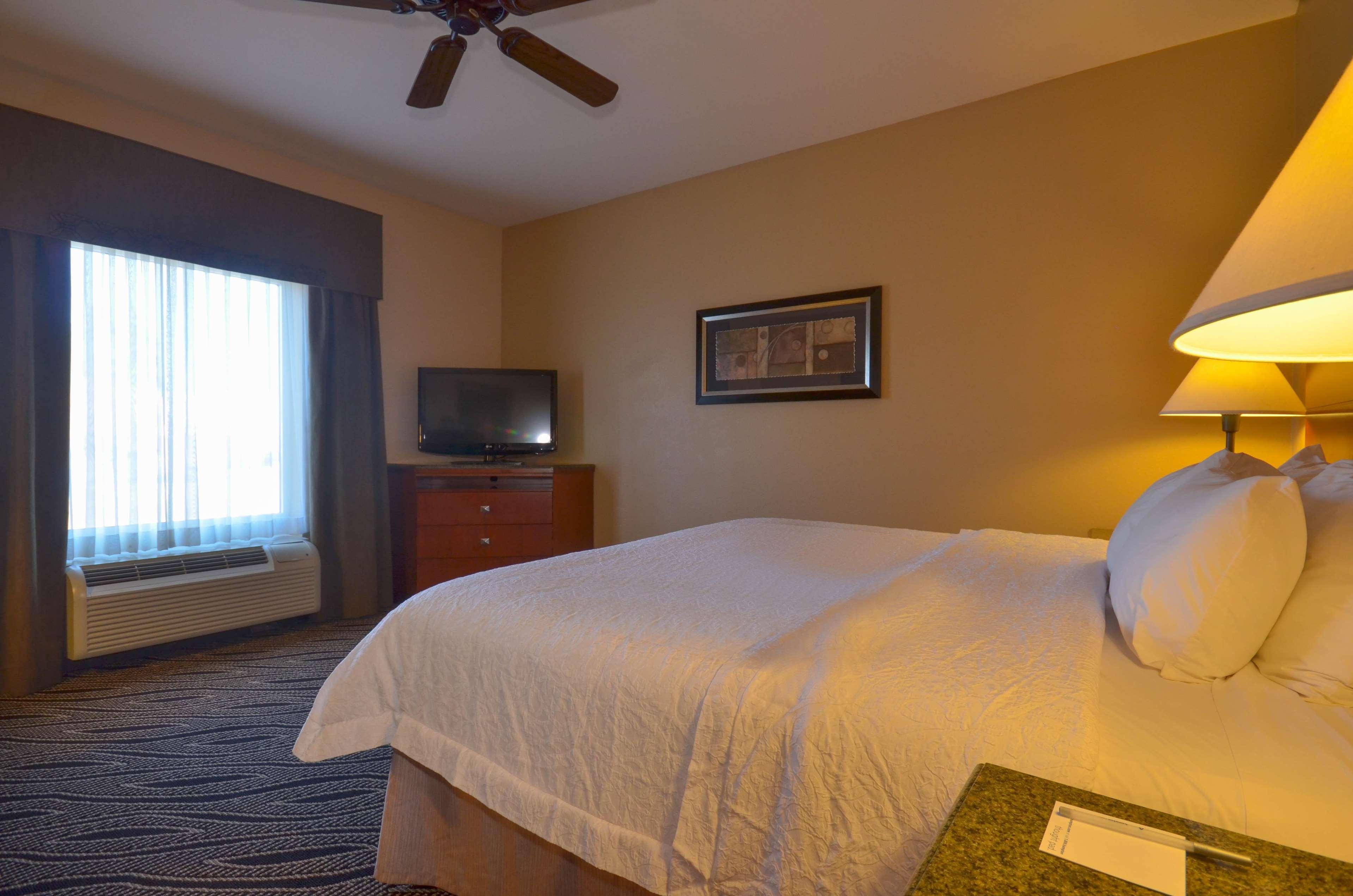 Hampton Inn Bryant Exteriör bild