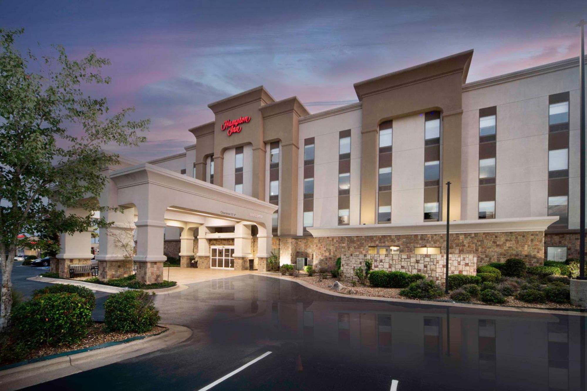 Hampton Inn Bryant Exteriör bild