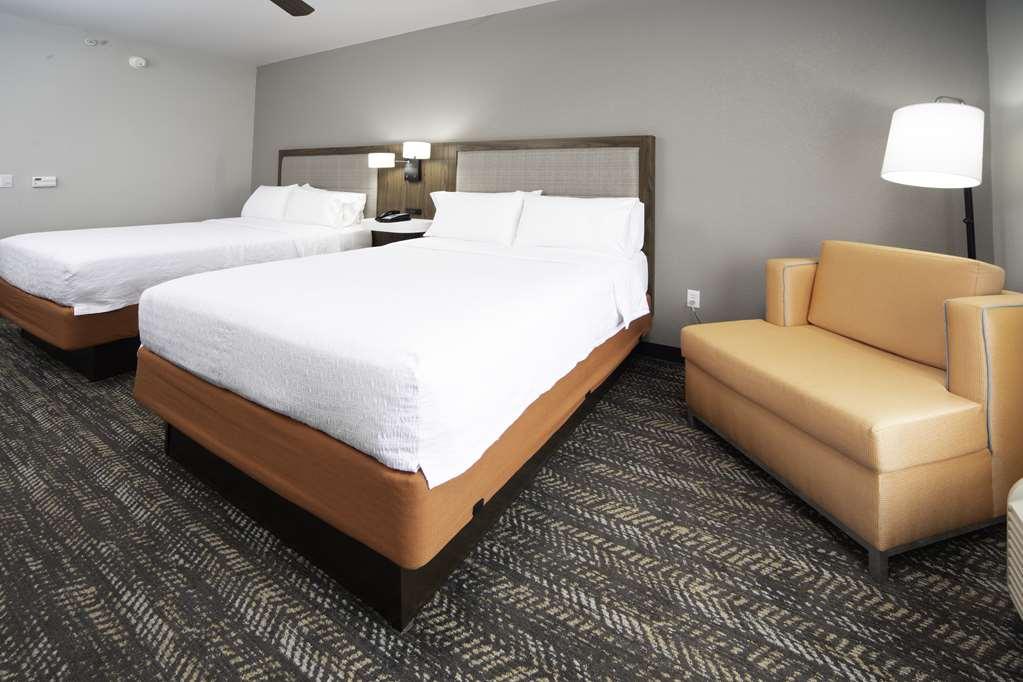 Hampton Inn Bryant Rum bild
